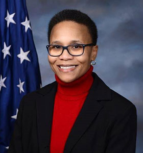 Headshot of Roberta Bailey