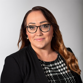 Headshot of Maria York
