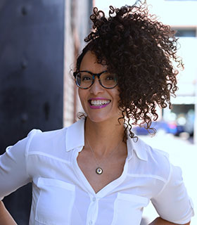 Headshot of Nicole Snell